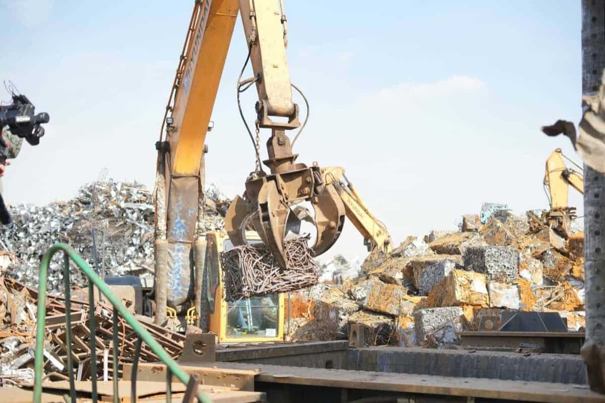Västra Götalands Metallåtervinning – Sälj metallskrot i Västra Götaland — en verifierad gård hör av sig direkt